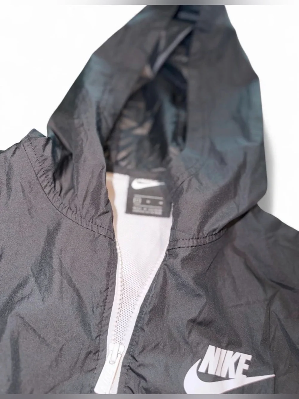 Nike black and white windbreaker jacket with hood